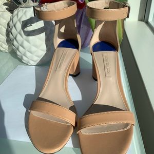 Stuart Weitzman Adelaide Strappy Heel Size 37.5